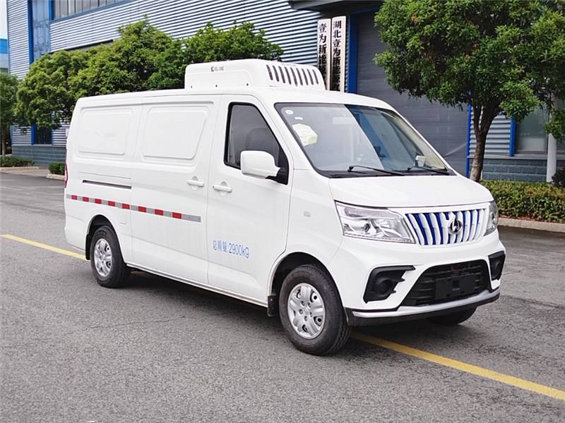 長(zhǎng)安睿行EM80純電冷藏車