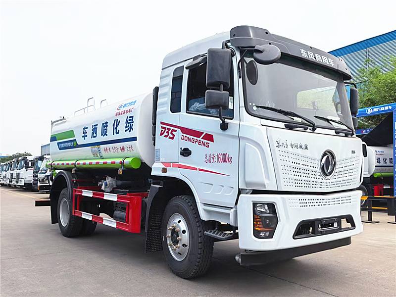 東風(fēng)專用底盤(pán)D3S灑水車