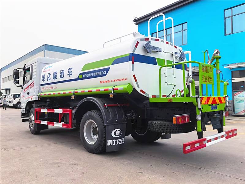 東風(fēng)專用底盤(pán)D3灑水車