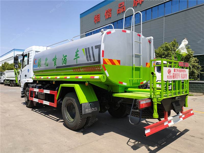 國(guó)六東風(fēng)專用底盤(pán)D3灑水車