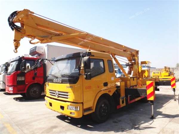 東風(fēng)多利卡D7高空作業(yè)車(chē)