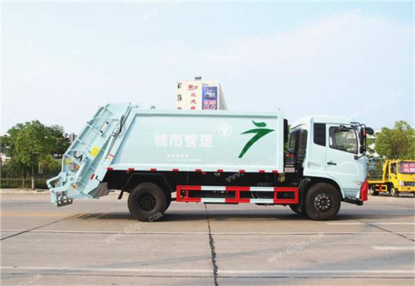 東風天錦壓縮式垃圾車